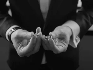 แหวนหมั้น แหวนแต่งงาน ต่างกันอย่างไร